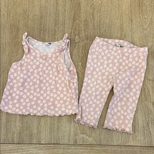 Old Navy Daisy Set Size 18-24 Months